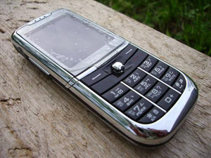  Nokia 8800